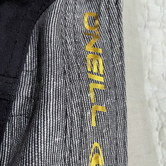 O’Neill shorts men’s medium grey and black - Picture 4 of 5